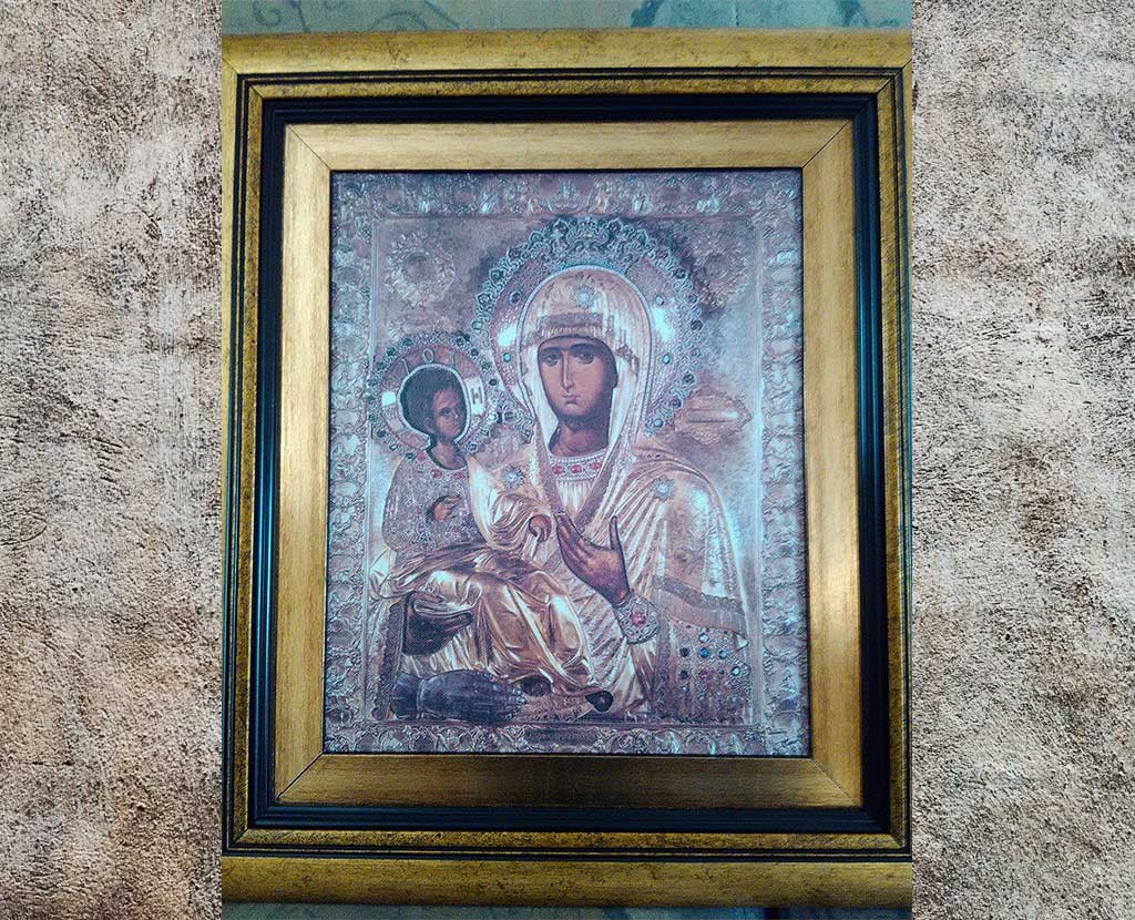 Богородица Тројеручица, платно, 43cm x 34cm
